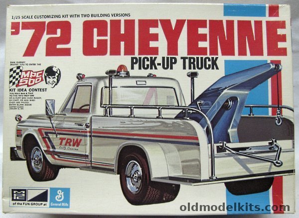 MPC 1/25 1972 Chevrolet Cheyenne - Stock or Wreaker, 1-7208-250 plastic model kit